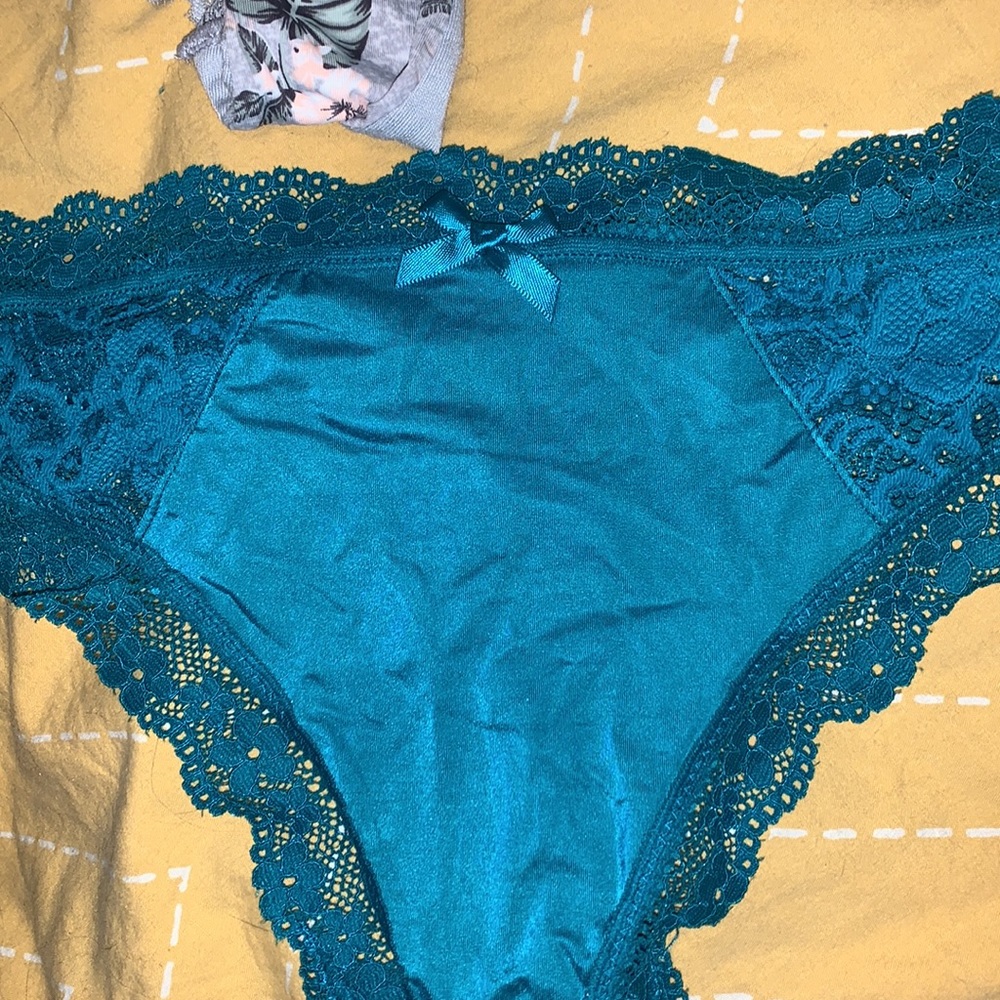 Two NWT PANTIES~Thongs. ;green lace + 1 more - Picture 2 of 9